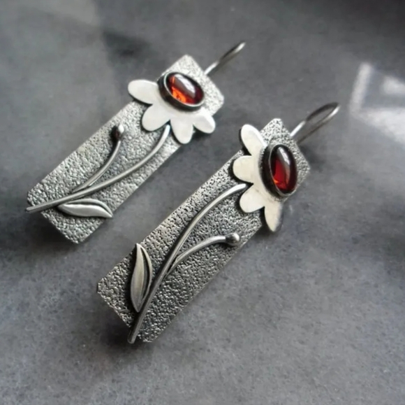 Silver Color Flower Inlaid Red Stone Dangle Hook Earrings‎ 2/$15‎ 3/$20 4/$25 - Picture 2 of 6